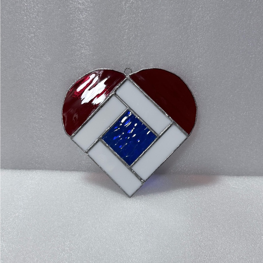 Two Patriotic Glass Decorations - Picture 3 of 8